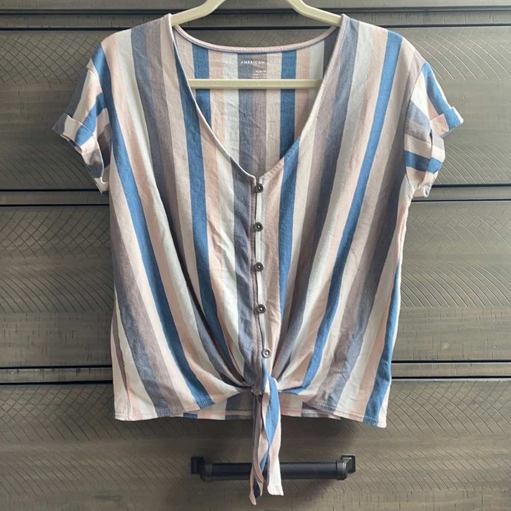 AE button down tie top
